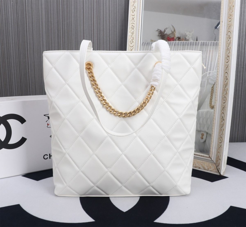 Ch**el shopping bags